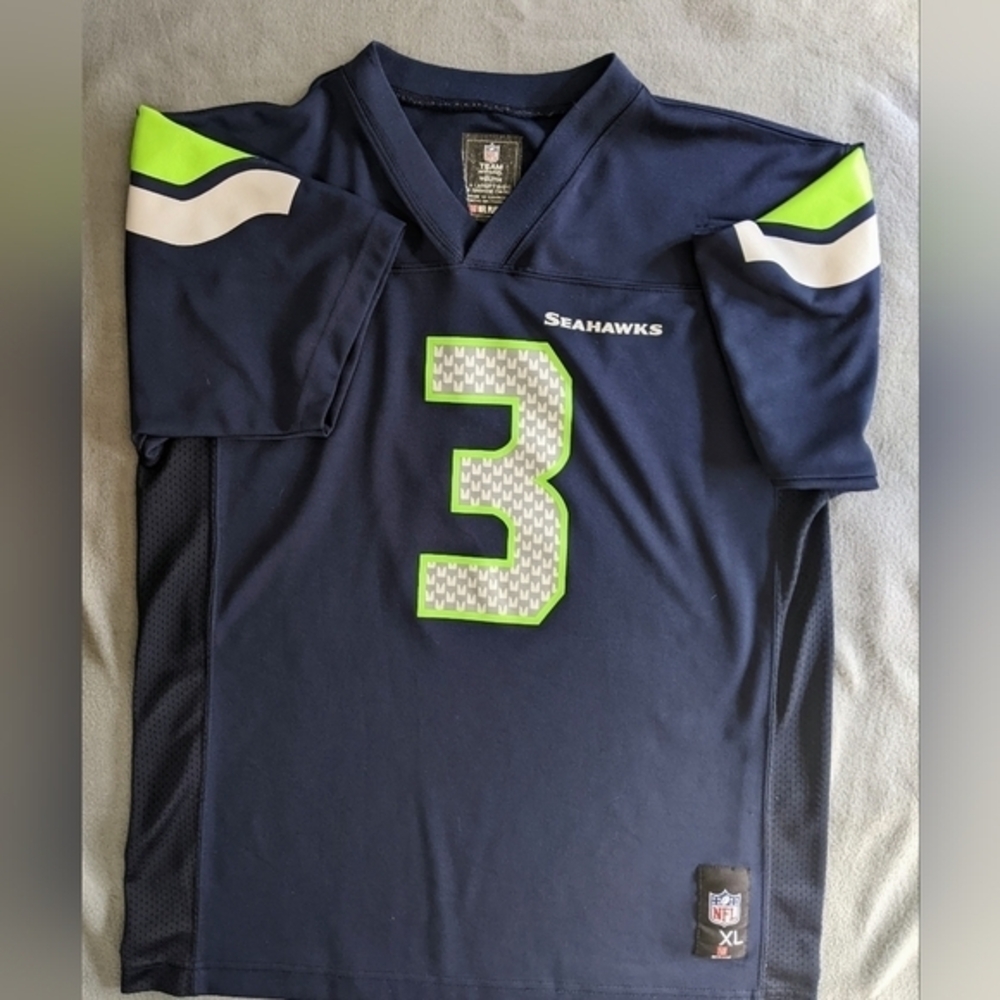 Russell Wilson NFL Seahawks Jersey youth‎ size X large 18-20